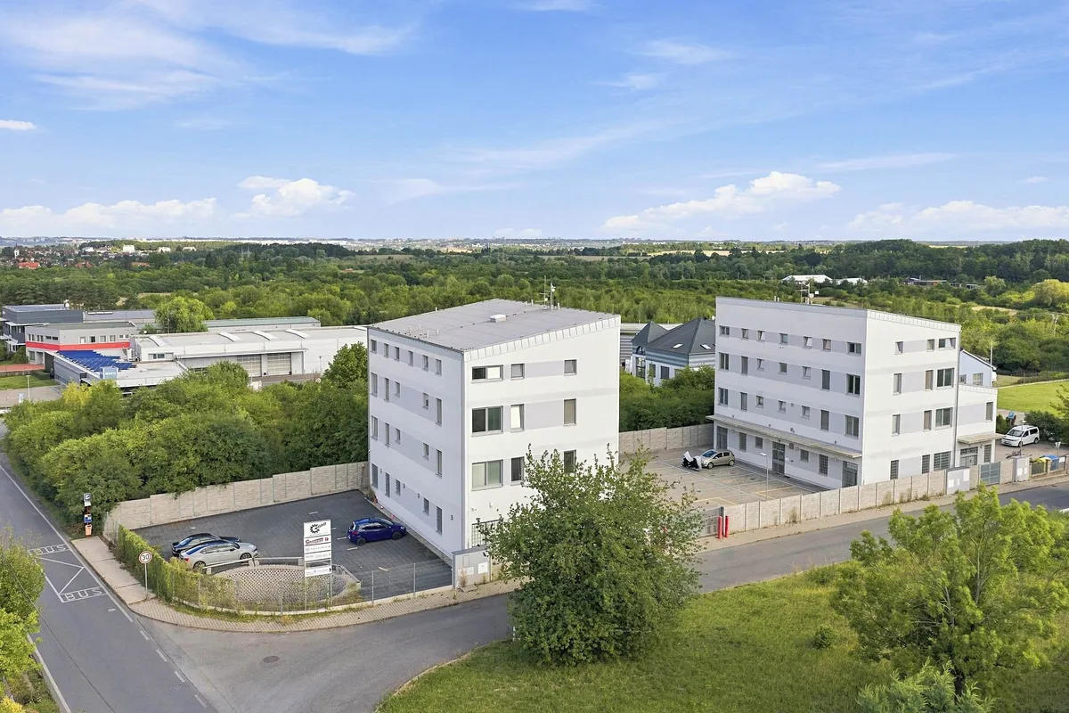 Pronájem bytu 1+1 1382 m²